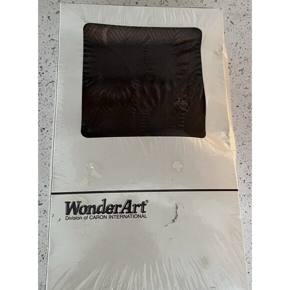 Vintage WonderArt Aunt Lydia's Craft Kit Christmas Bear Art 11" Tall K202 SEALED - Picture 3 of 5